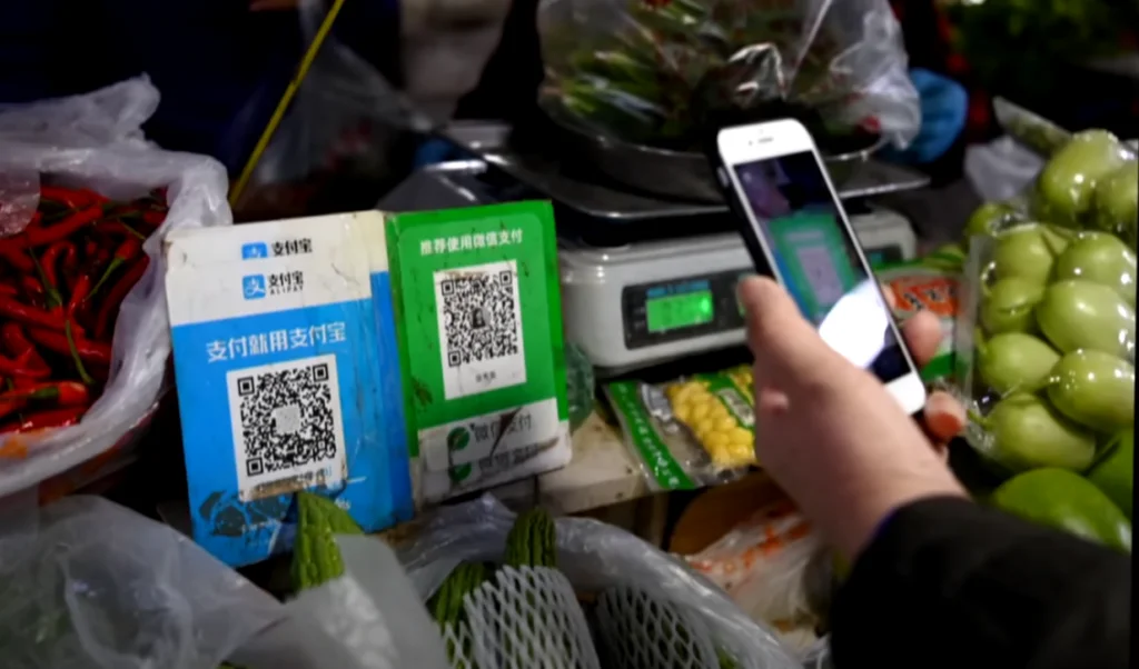 Considering the super convenience for foreign tourists in China, they can practically enjoy these services like locals.