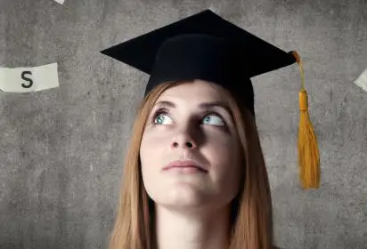 Devemos pagar pela educação?